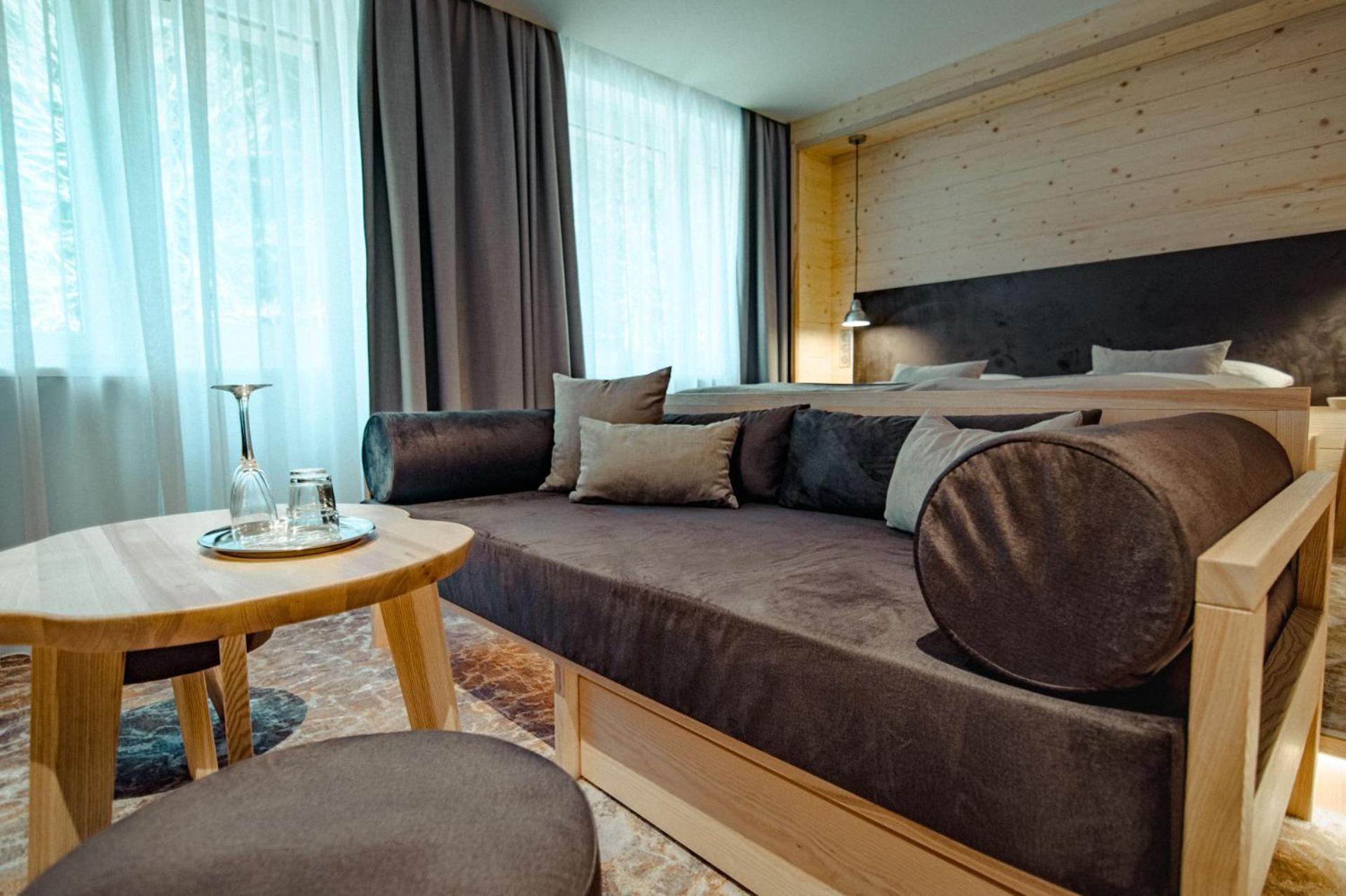 Hotel Partizan Tale Bagian luar foto